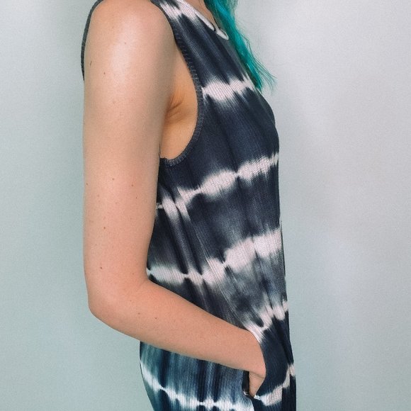 Crescent Blue and White TyeDye Dress - Picture 4 of 5